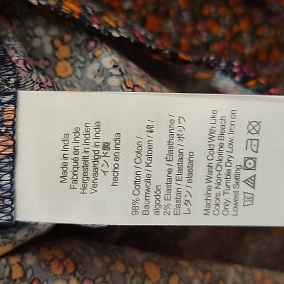 J.CREW | 98% Cotton Floral Button Up Long Sleeve Blouse with Tie Neckline - L - Picture 10 of 11